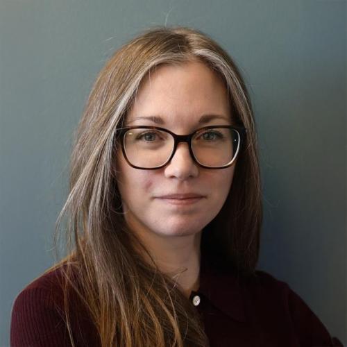 Julie Bowers headshot